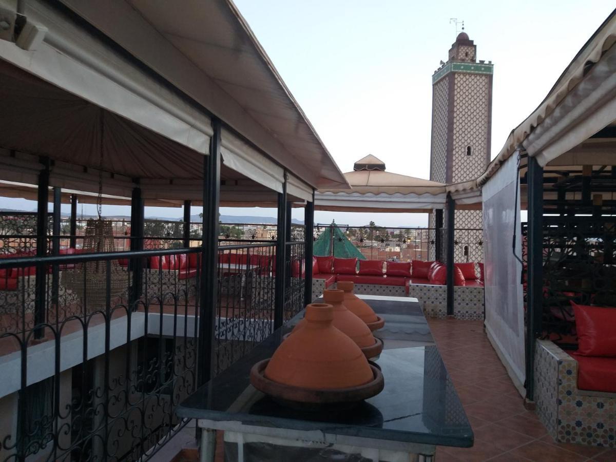 Hotel Lahlou Riad Cafeteria Udžda Exteriér fotografie