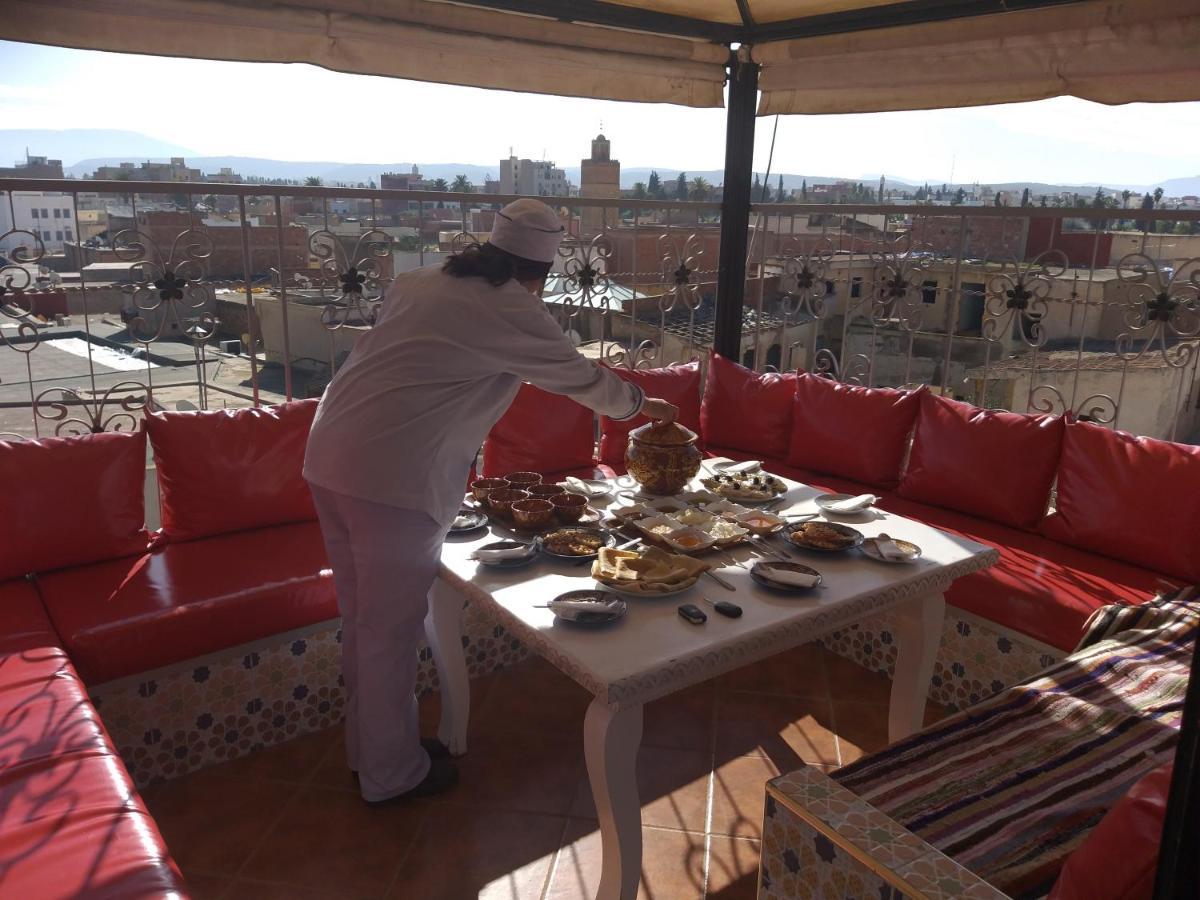 Hotel Lahlou Riad Cafeteria Udžda Exteriér fotografie